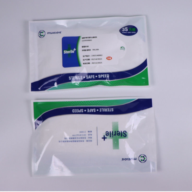 Sealed Cleanroom Pre Wetted Wiper 9 Inch Lint Free Cloth For Reduced Fiber Contamination